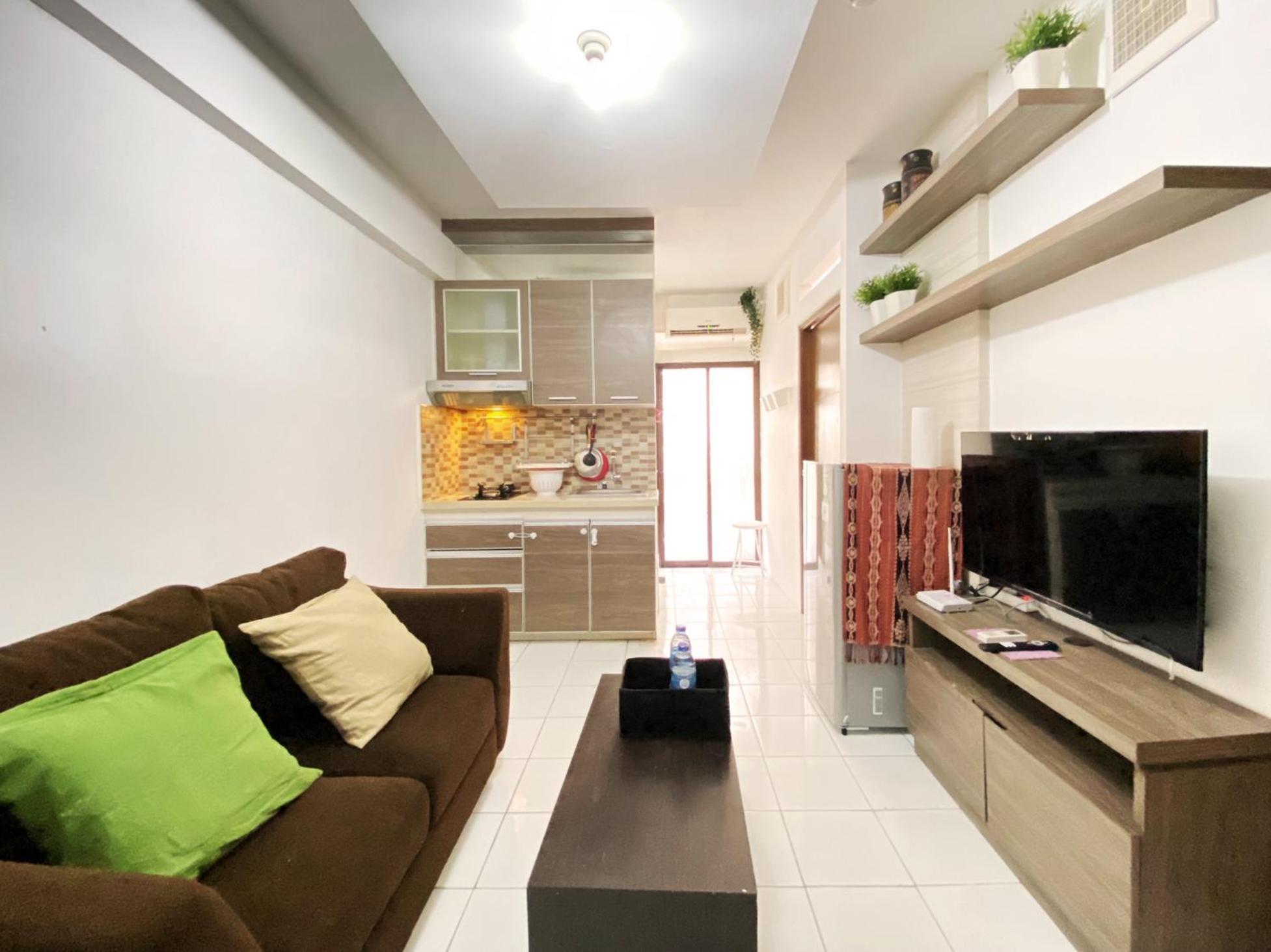 Apartemen Fancy Designed 2br At Gateway Ahmad Yani Cicadas By Travelio