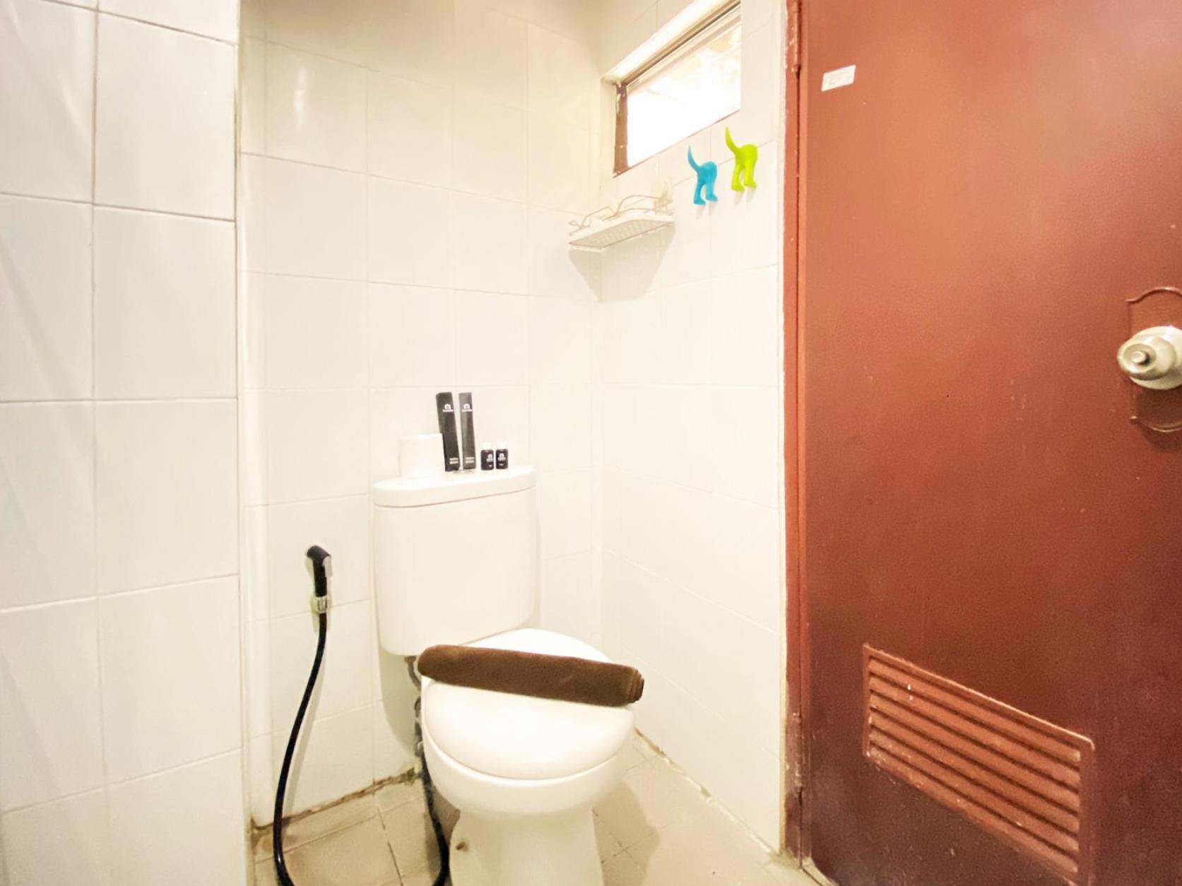 Fancy Designed 2br At Gateway Ahmad Yani Cicadas By Travelio * Bandung
