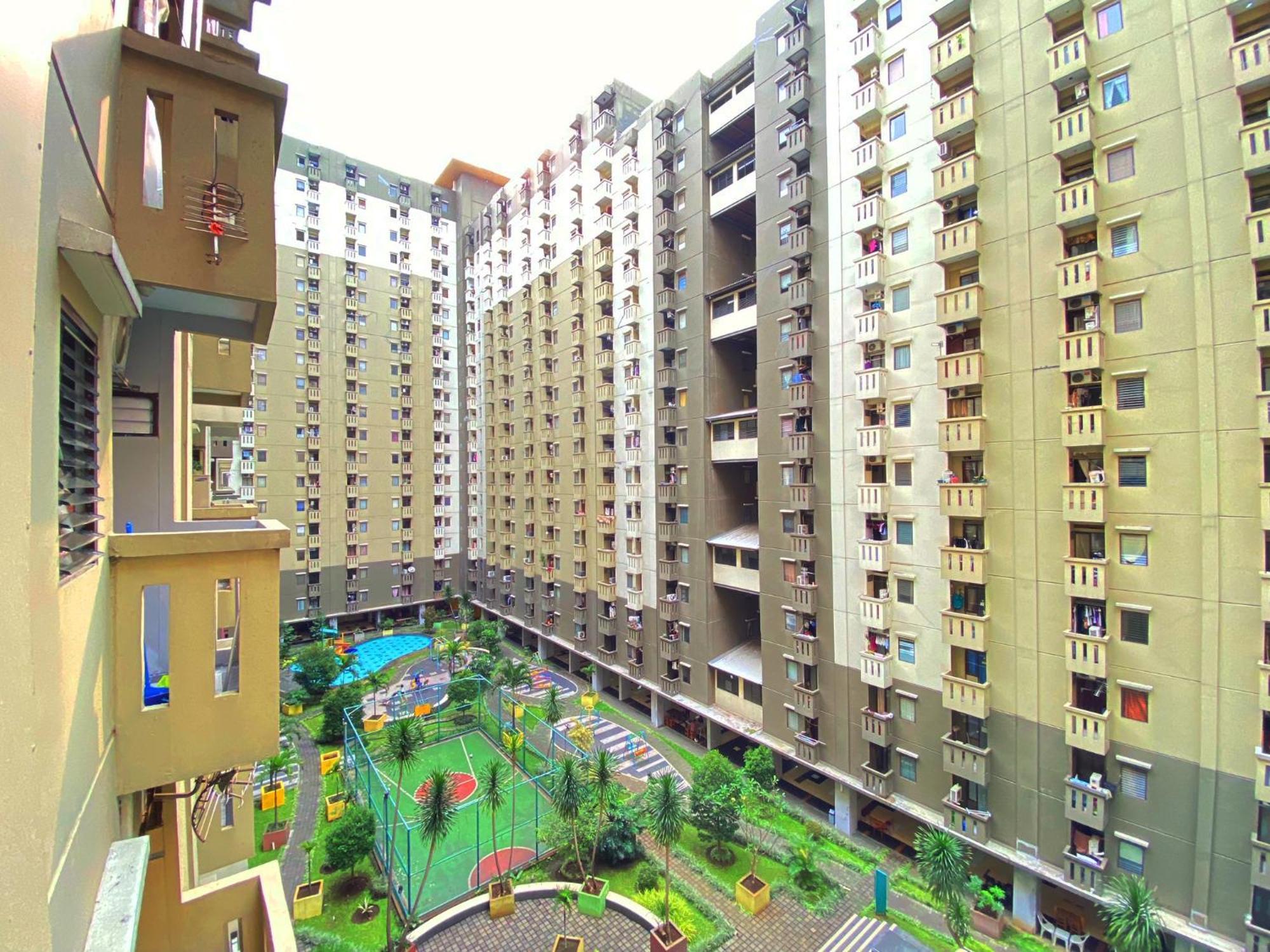 Apartemen Fancy Designed 2br At Gateway Ahmad Yani Cicadas By Travelio